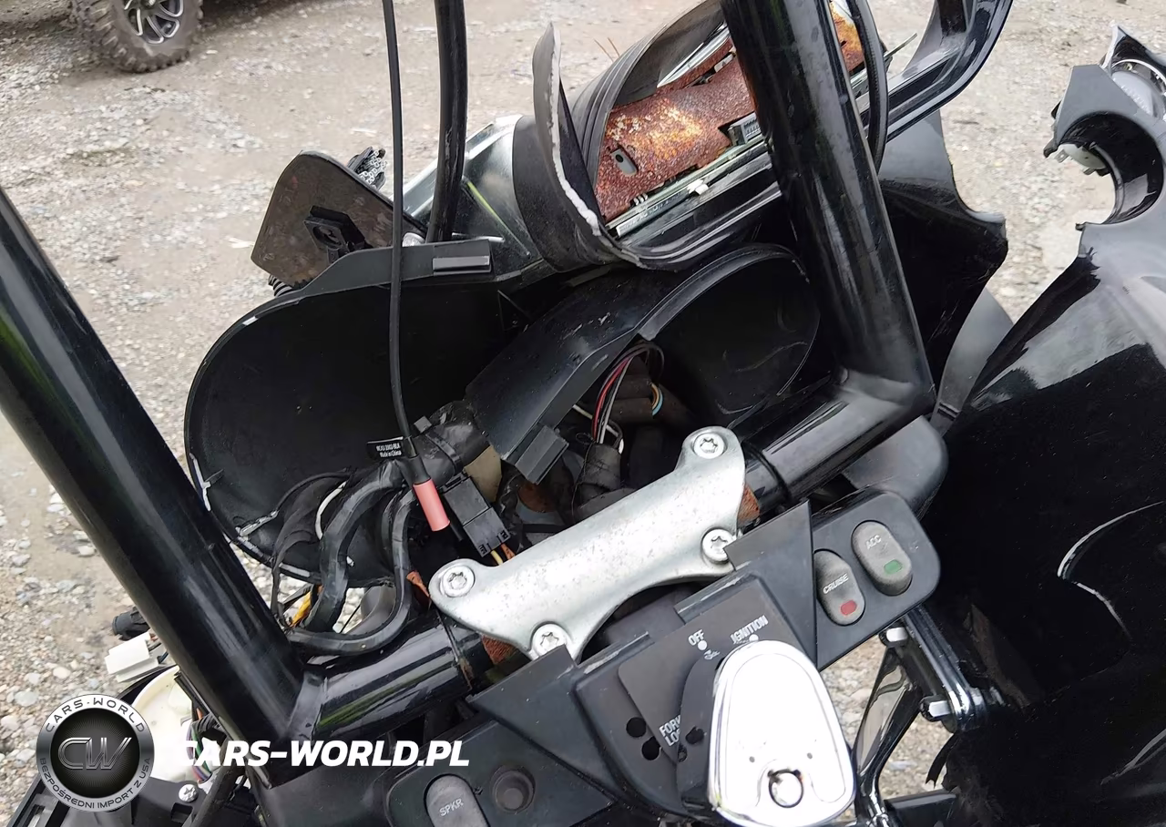 2013 Harley-Davidson Fltru Road Glide Ultra VIN:1HD1KGM16DB628440 - 7