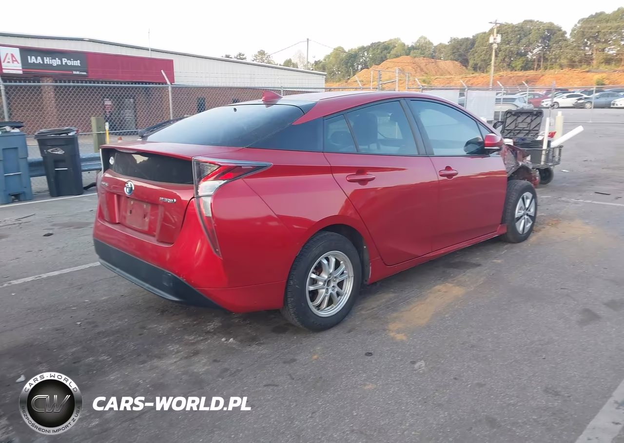 2016 Toyota Prius Four VIN:JTDKARFU9G3519111 - 4