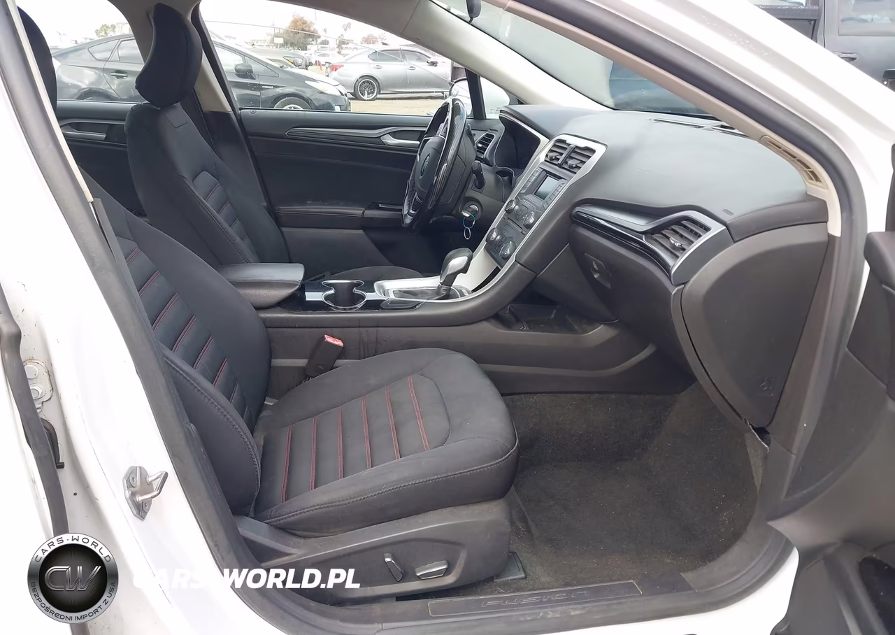 2015 Ford Fusion Se VIN:3FA6P0H92FR310514 - 5