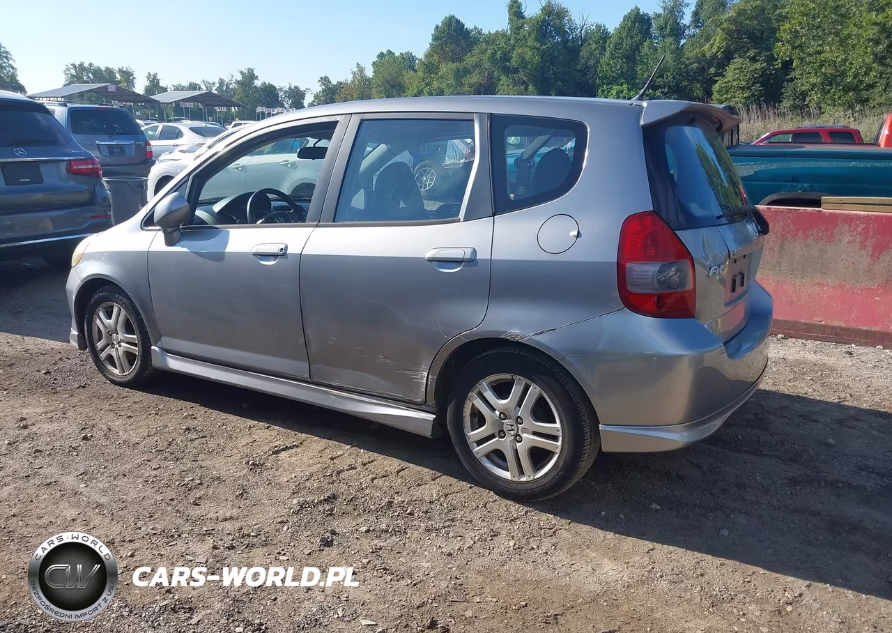 2007 Honda Fit Sport VIN:JHMGD38687S021169 - 3