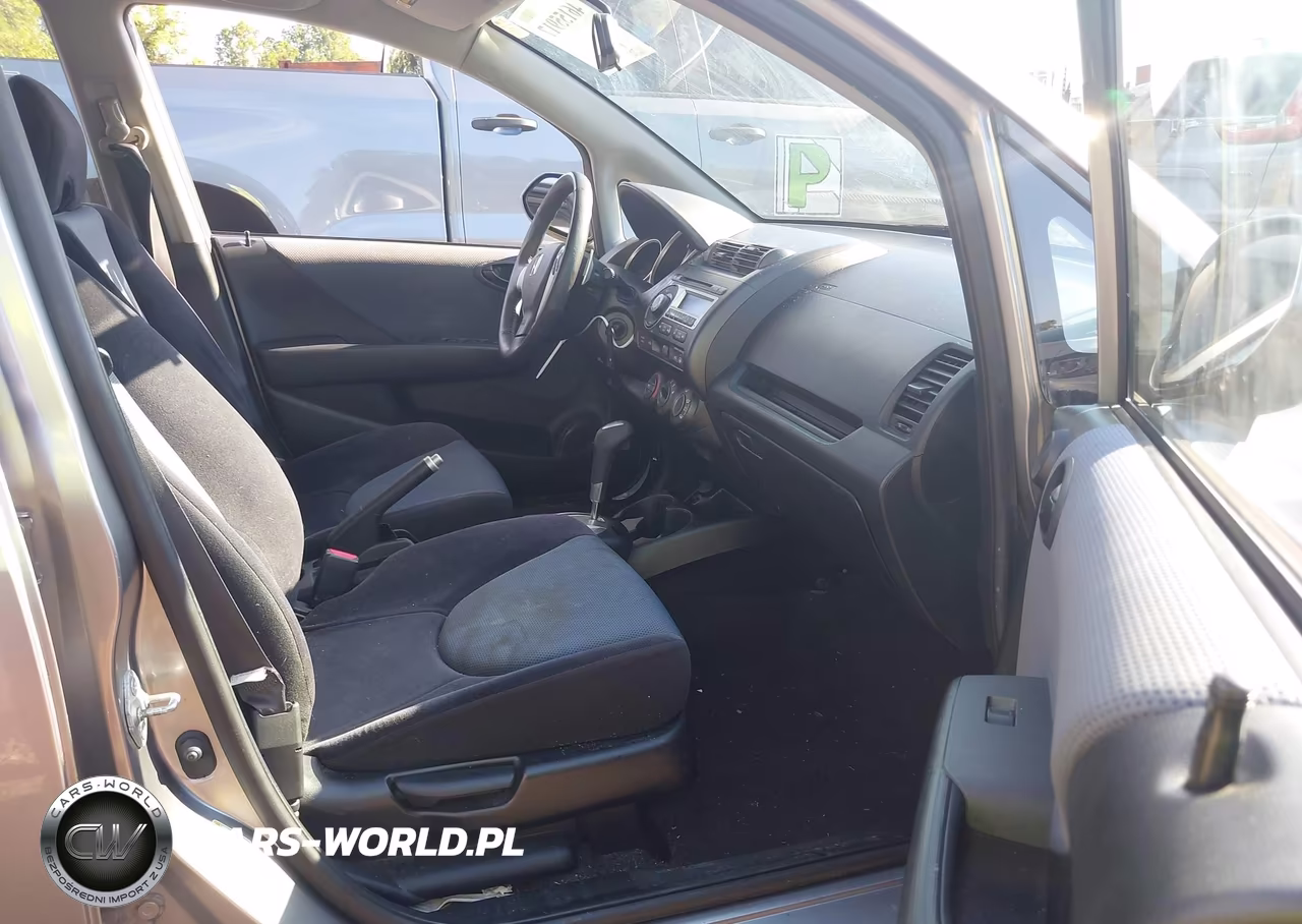 2007 Honda Fit Sport VIN:JHMGD38687S021169 - 5