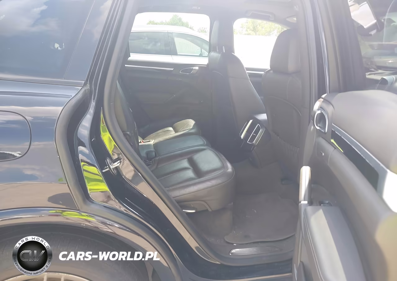 2017 Porsche Cayenne VIN:WP1AA2A22HKA81188 - 8