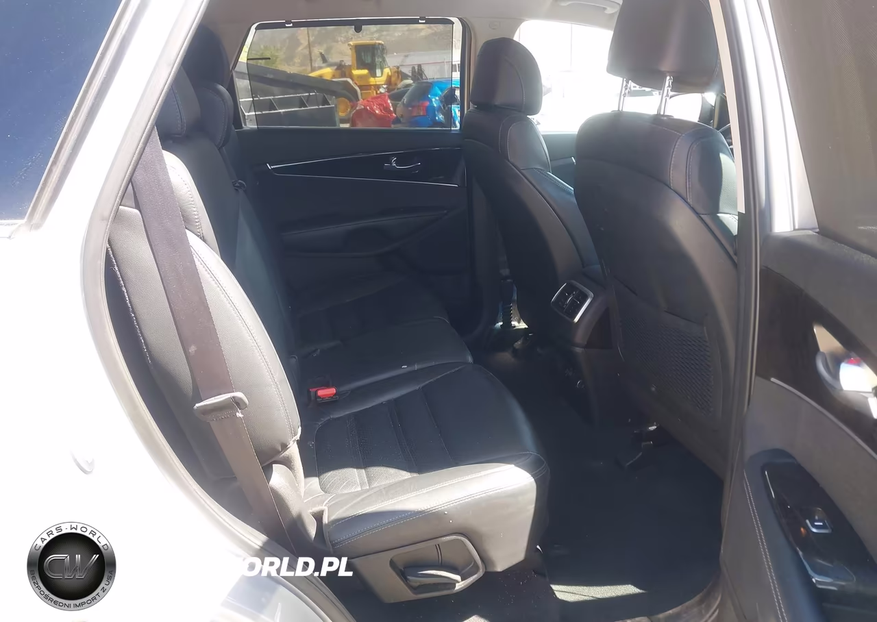 2017 Kia Sorento 2.0T Ex VIN:5XYPH4A10HG253623 - 8