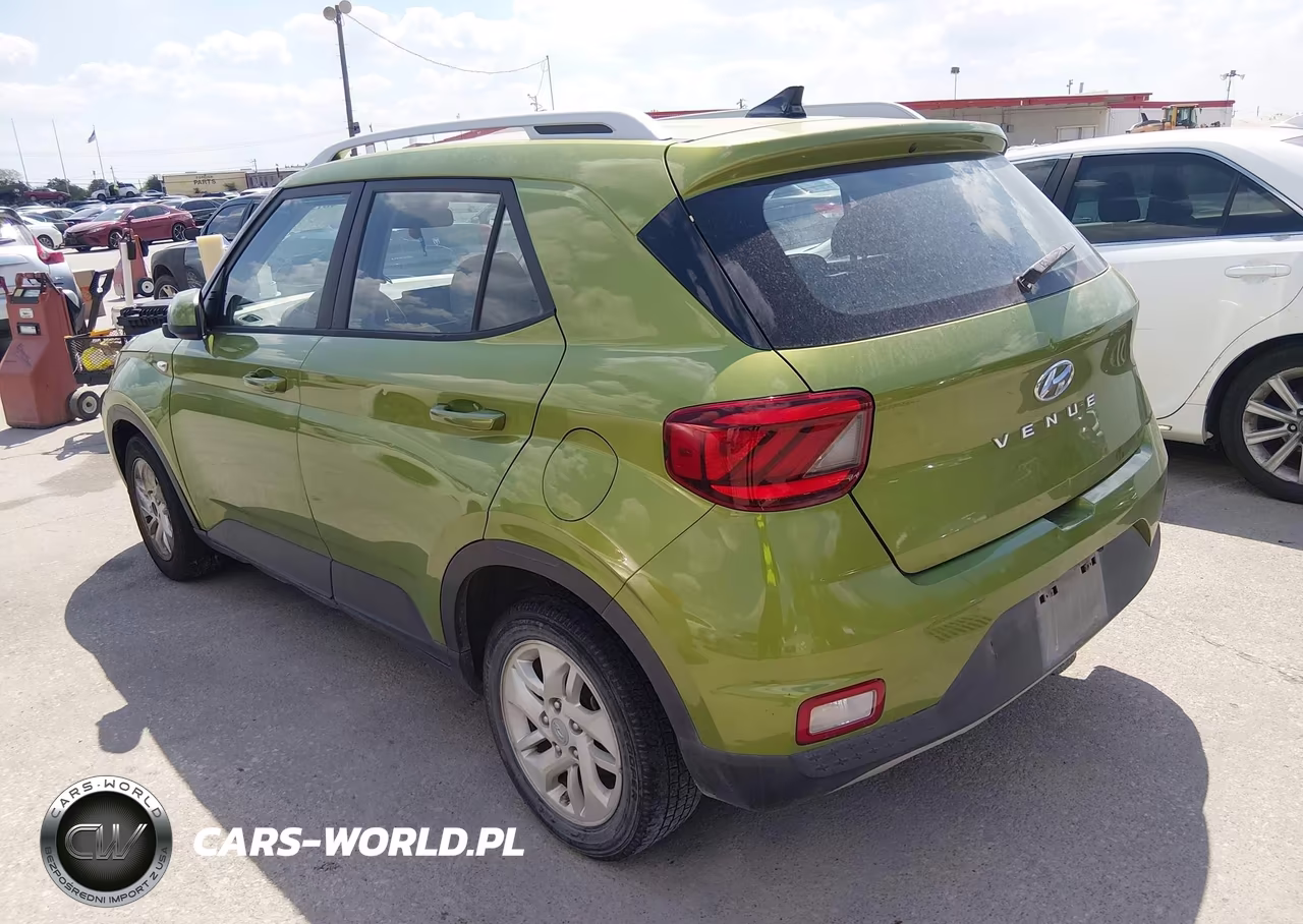 2020 Hyundai Venue Sel VIN:KMHRC8A34LU025658 - 3