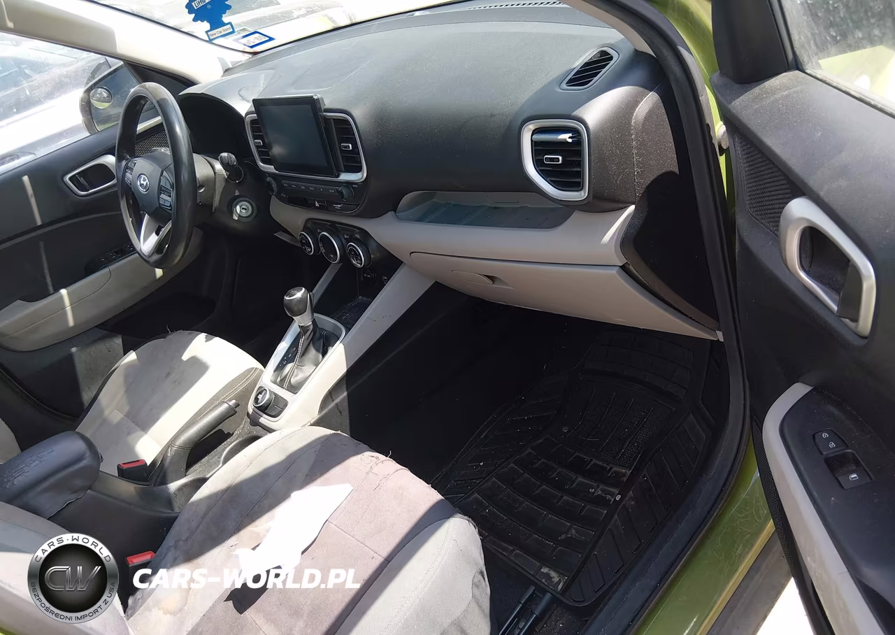 2020 Hyundai Venue Sel VIN:KMHRC8A34LU025658 - 5