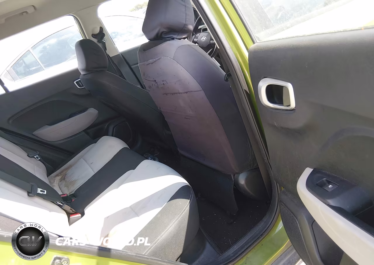 2020 Hyundai Venue Sel VIN:KMHRC8A34LU025658 - 8
