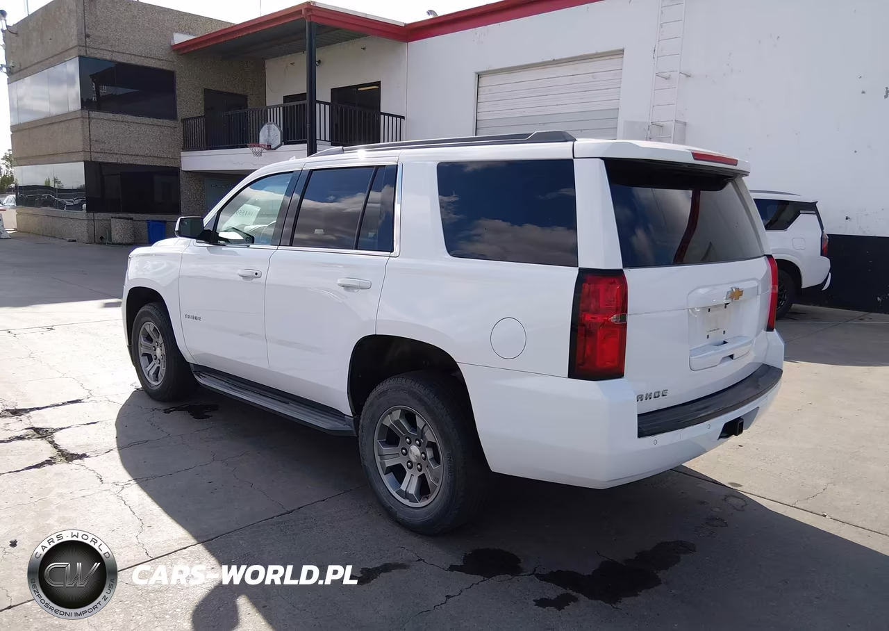 2018 Chevrolet Tahoe Ls VIN:1GNSKAEC2JR345806 - 3