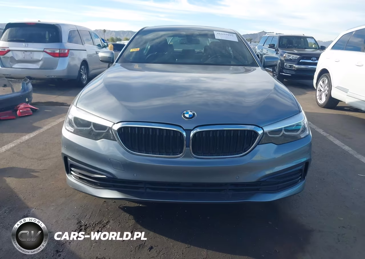 2020 BMW 530I xDrive VIN:WBAJR7C00LCD07749 - 13