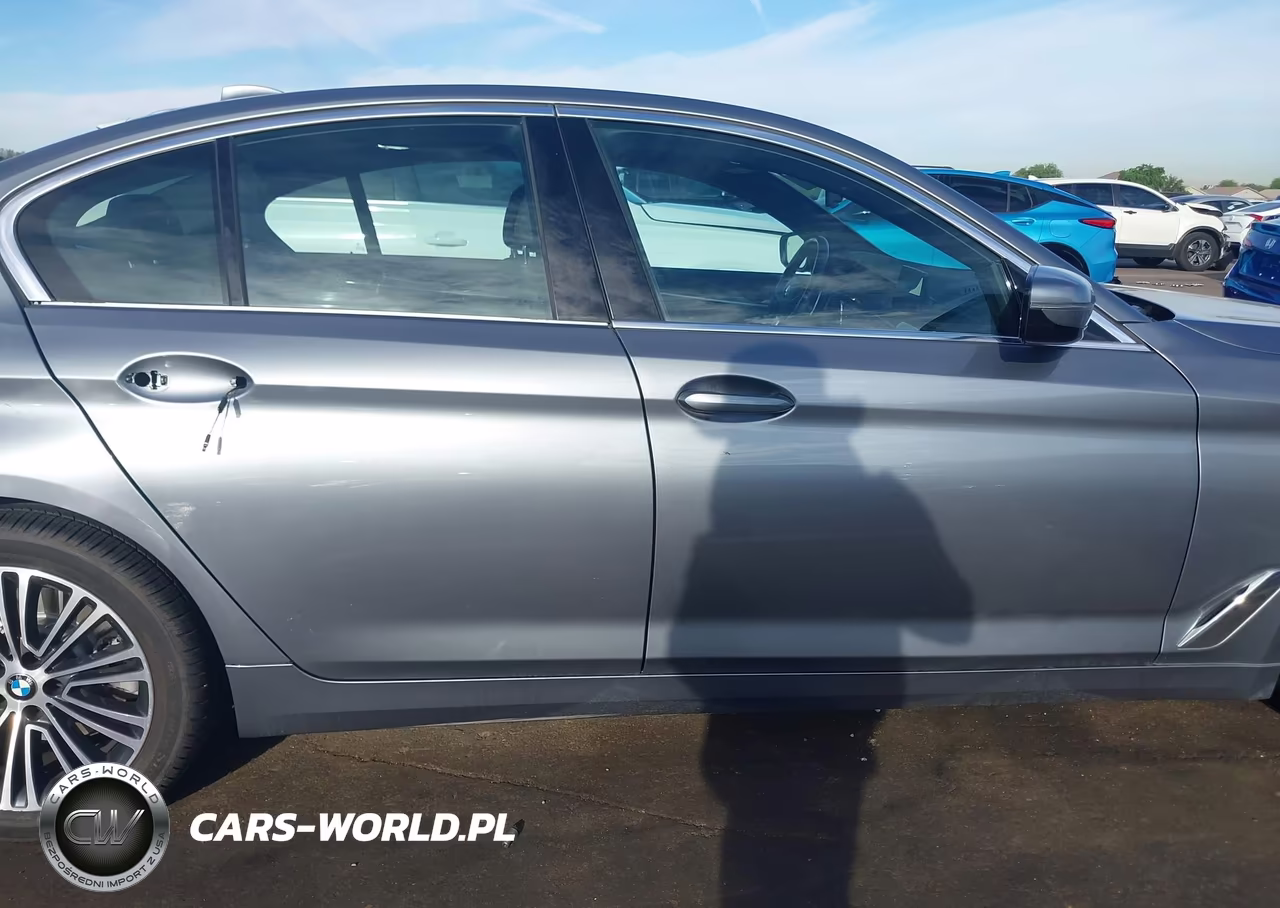 2020 BMW 530I xDrive VIN:WBAJR7C00LCD07749 - 14