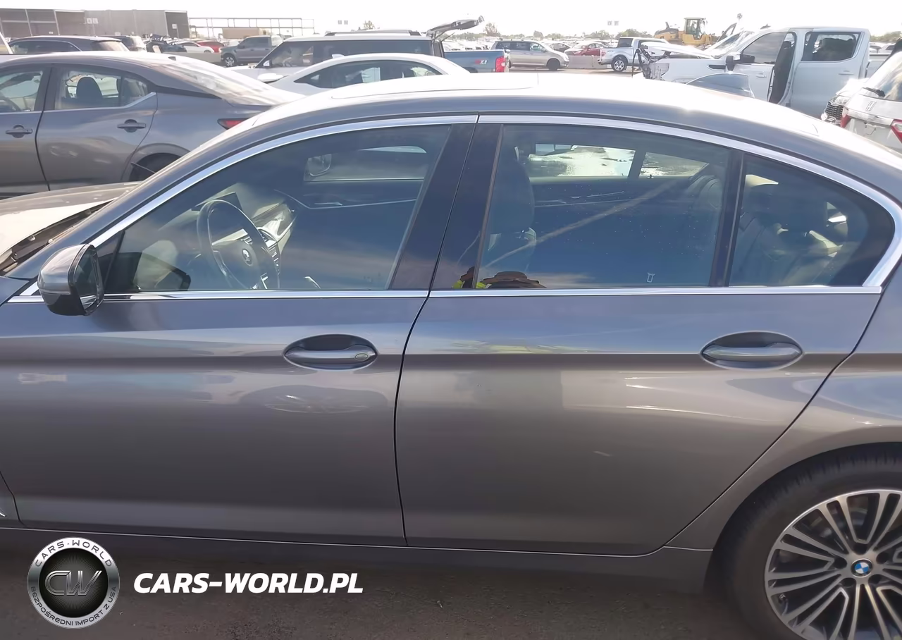 2020 BMW 530I xDrive VIN:WBAJR7C00LCD07749 - 15