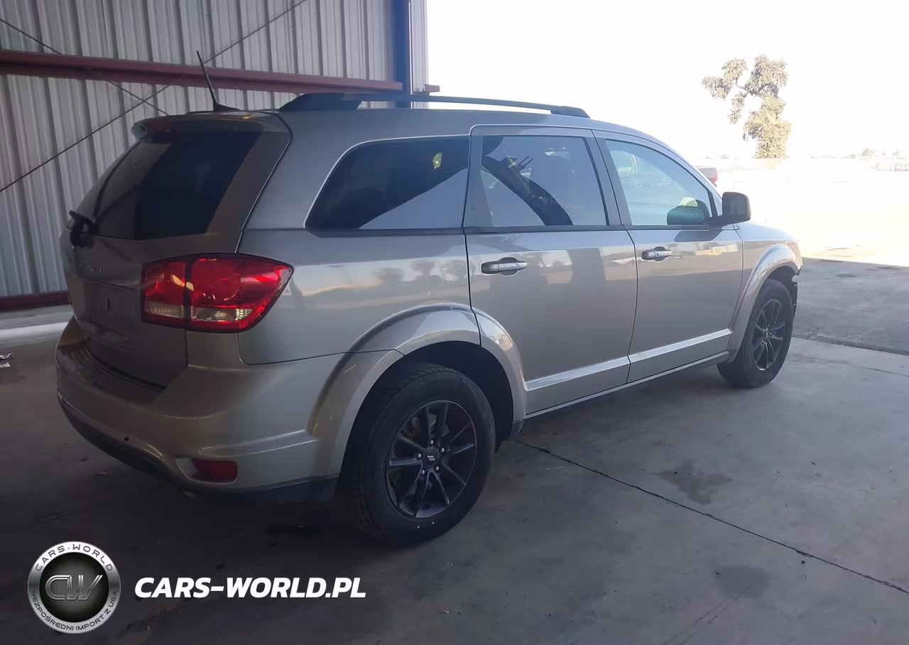2019 Dodge Journey Se VIN:3C4PDCBB7KT862978 - 4