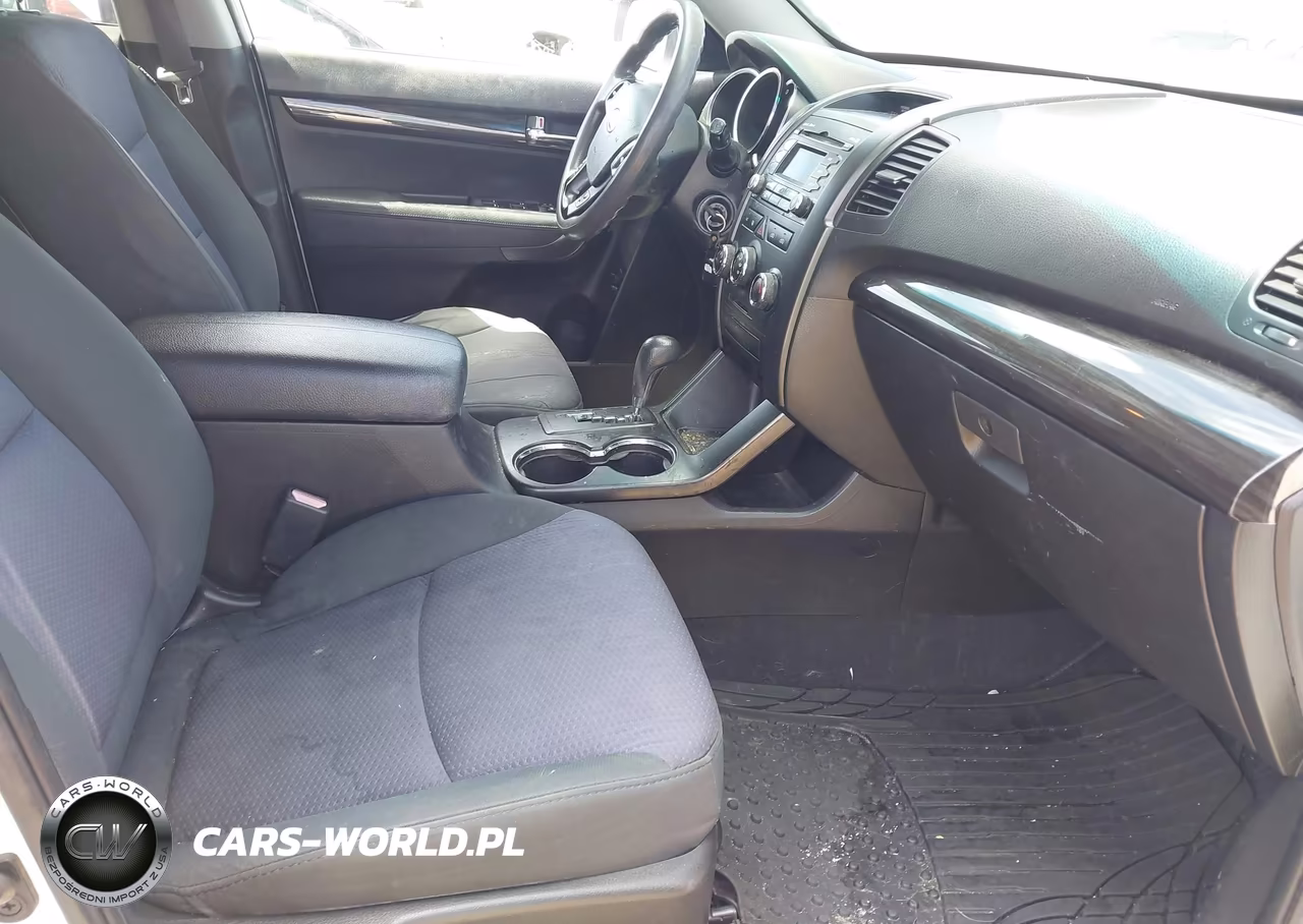 2012 Kia Sorento Lx VIN:5XYKT3A16CG246199 - 5