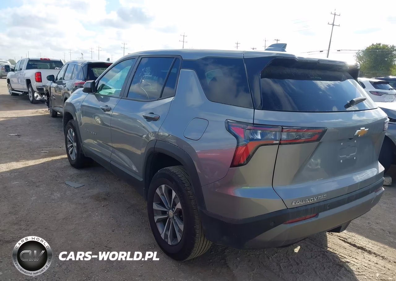 2026 Chevrolet Equinox Awd Lt VIN:3GNAXPEG7TL349976 - 3