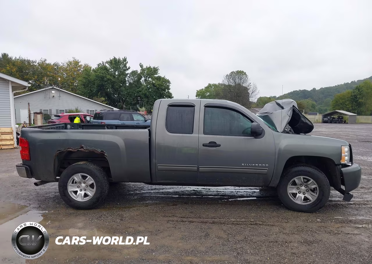 2011 Chevrolet Silverado 1500 Ls VIN:1GCRCREA3BZ279897 - 14