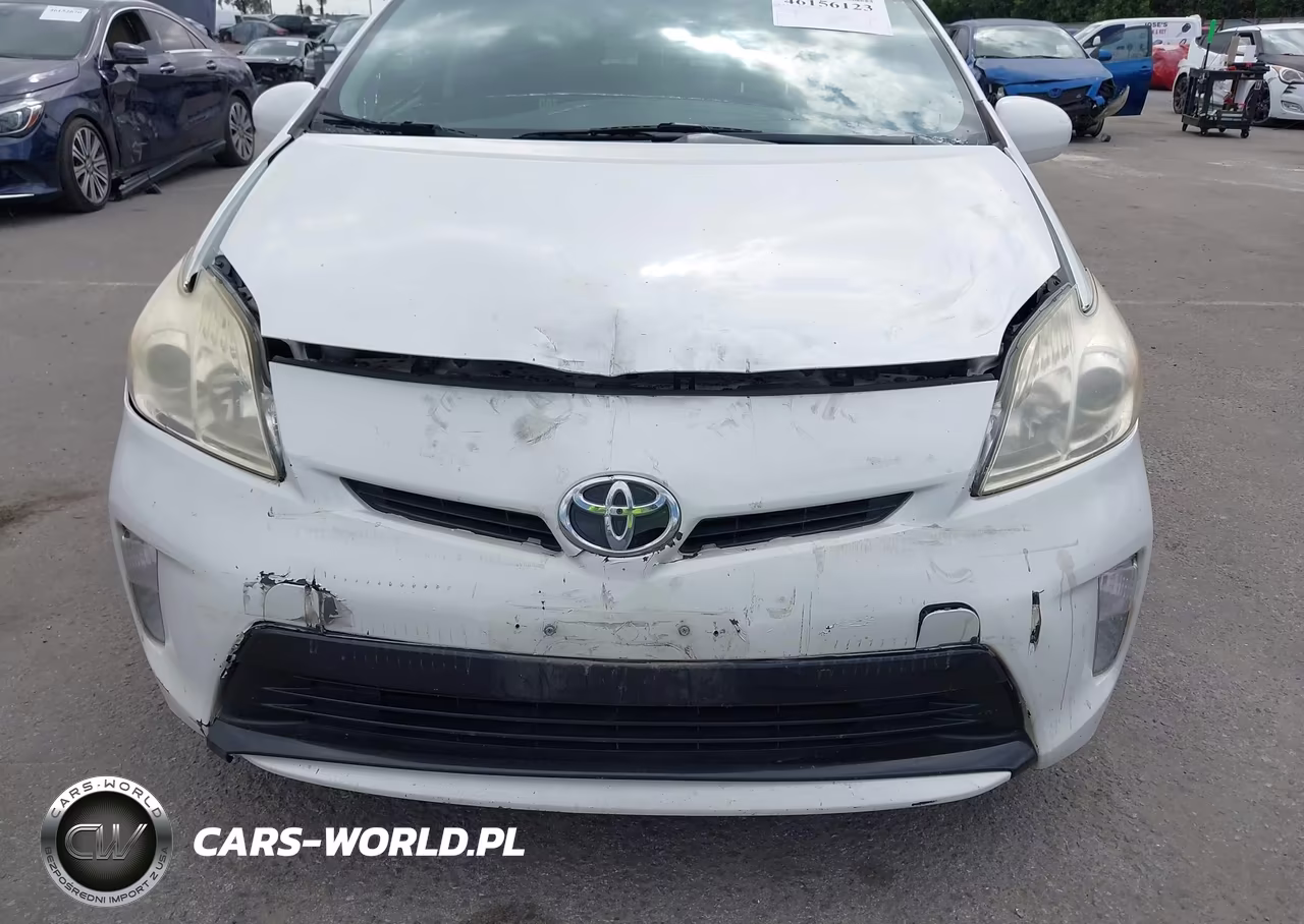 2014 Toyota Prius Two VIN:JTDKN3DU9E0363087 - 6