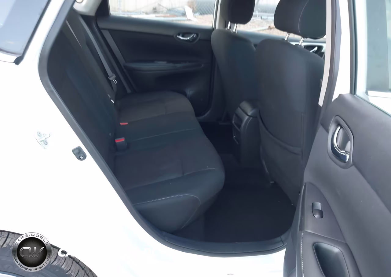 2019 Nissan Sentra S VIN:3N1AB7AP9KY393141 - 8