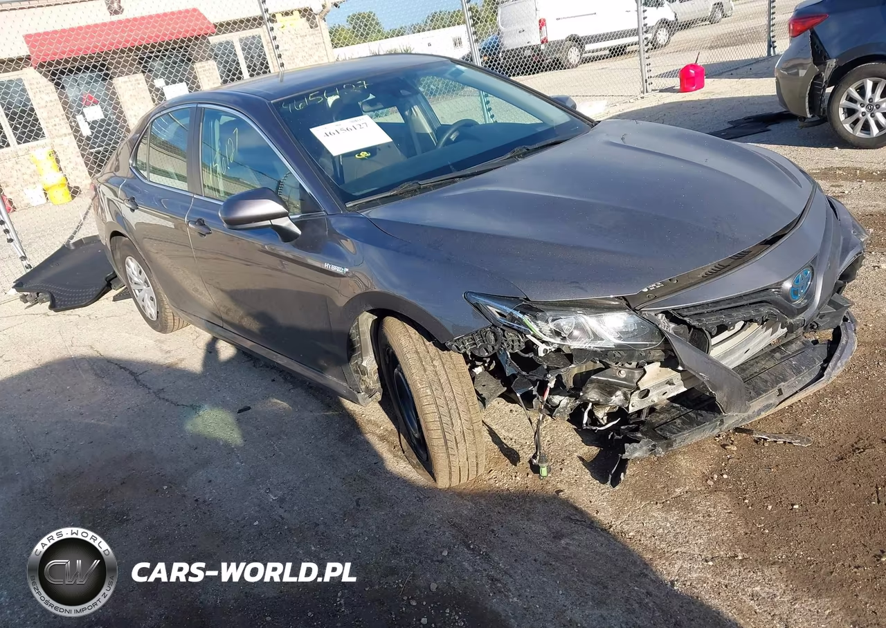 2020 Toyota Camry Le Hybrid
