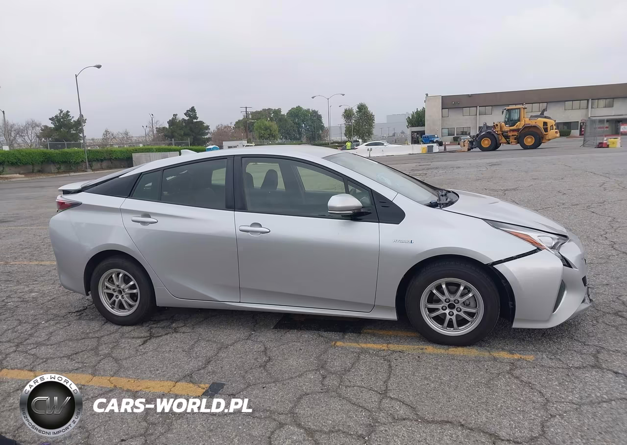 2017 Toyota Prius Three VIN:JTDKARFU4H3035218 - 13