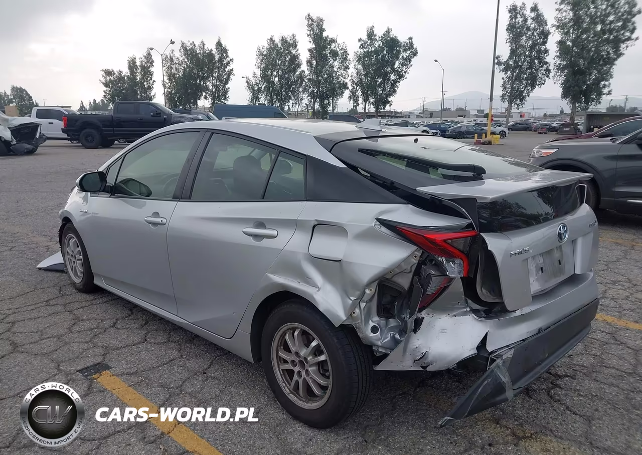 2017 Toyota Prius Three VIN:JTDKARFU4H3035218 - 3