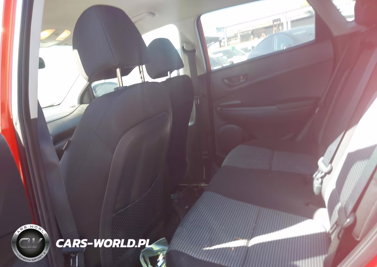 2019 Hyundai Kona Sel VIN:KM8K22AA4KU352091 - 18