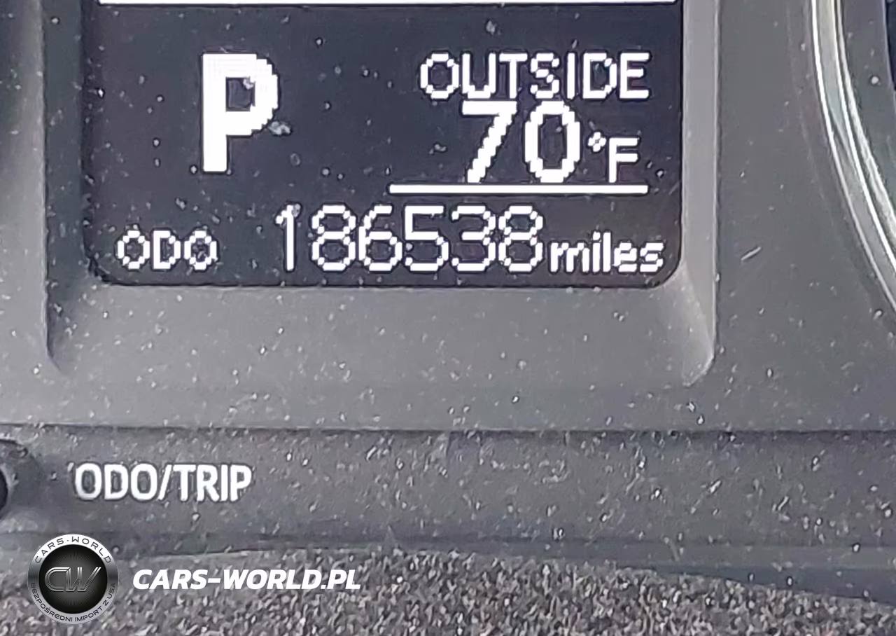 2019 Toyota Corolla Le VIN:5YFBURHE8KP900882 - 15