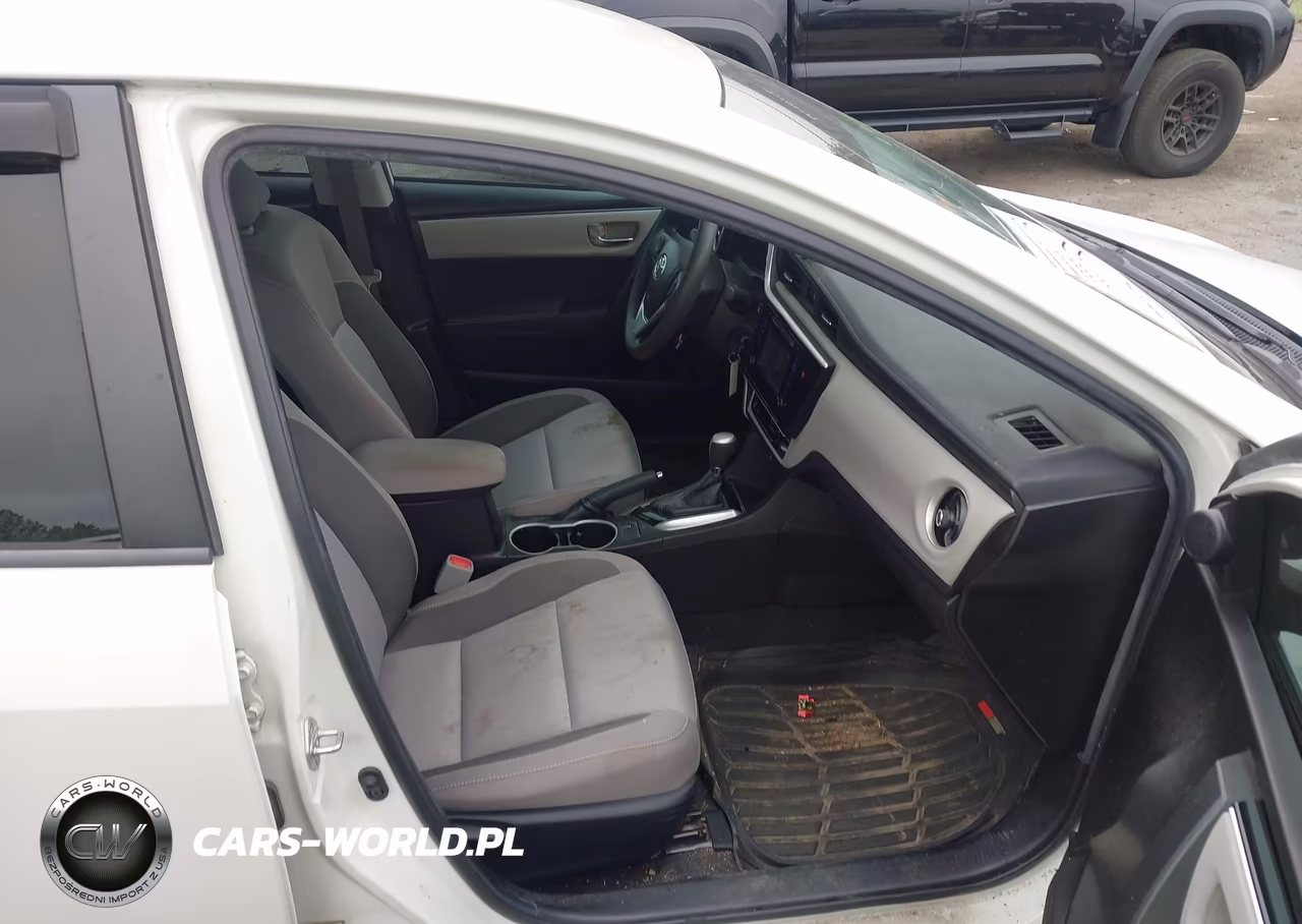 2019 Toyota Corolla Le VIN:5YFBURHE8KP900882 - 5