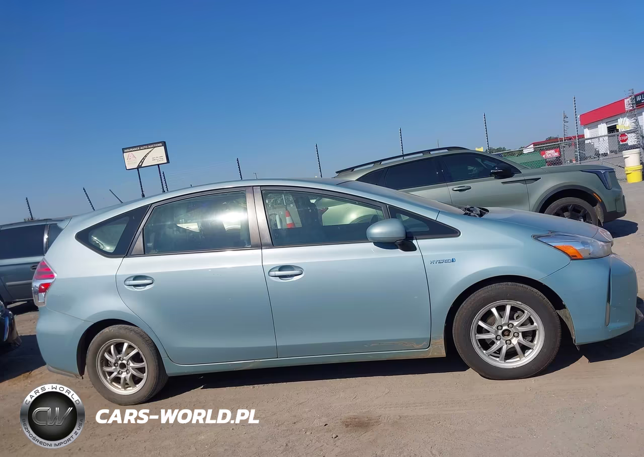 2016 Toyota Prius V Three VIN:JTDZN3EU1GJ052828 - 13