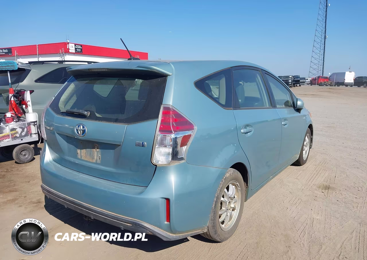 2016 Toyota Prius V Three VIN:JTDZN3EU1GJ052828 - 4