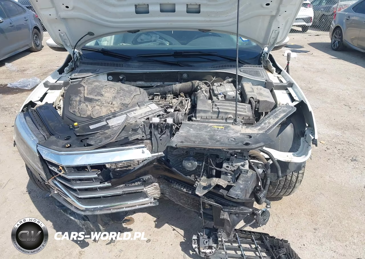 2020 Volkswagen Passat 2.0T R-Line VIN:1VWMA7A32LC014854 - 10