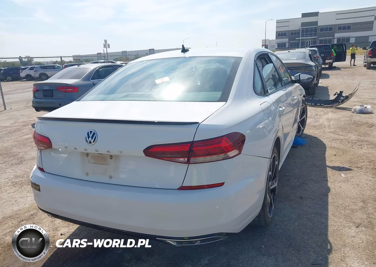 2020 Volkswagen Passat 2.0T R-Line VIN:1VWMA7A32LC014854 - 4