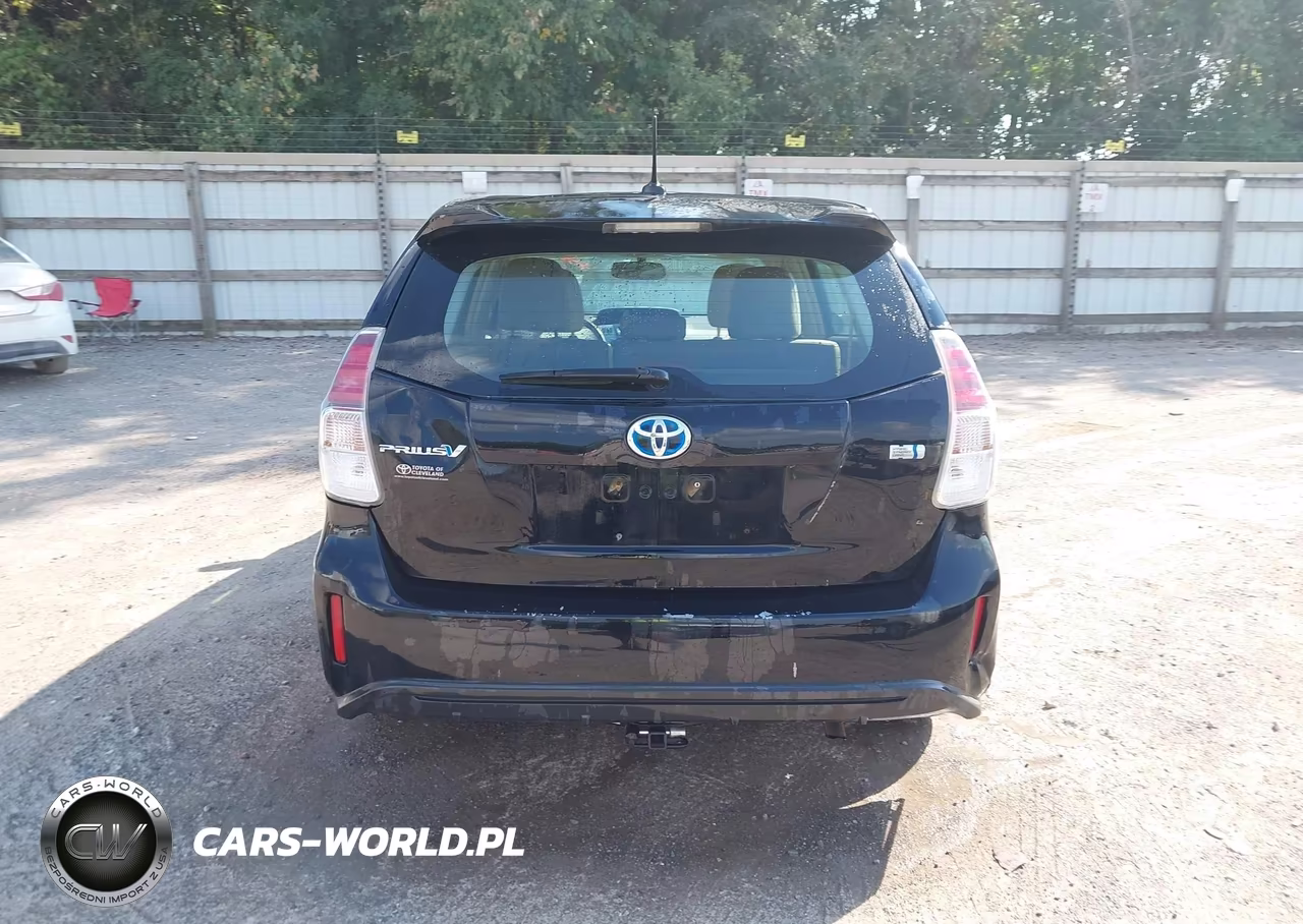 2017 Toyota Prius V Four VIN:JTDZN3EU6HJ064507 - 16