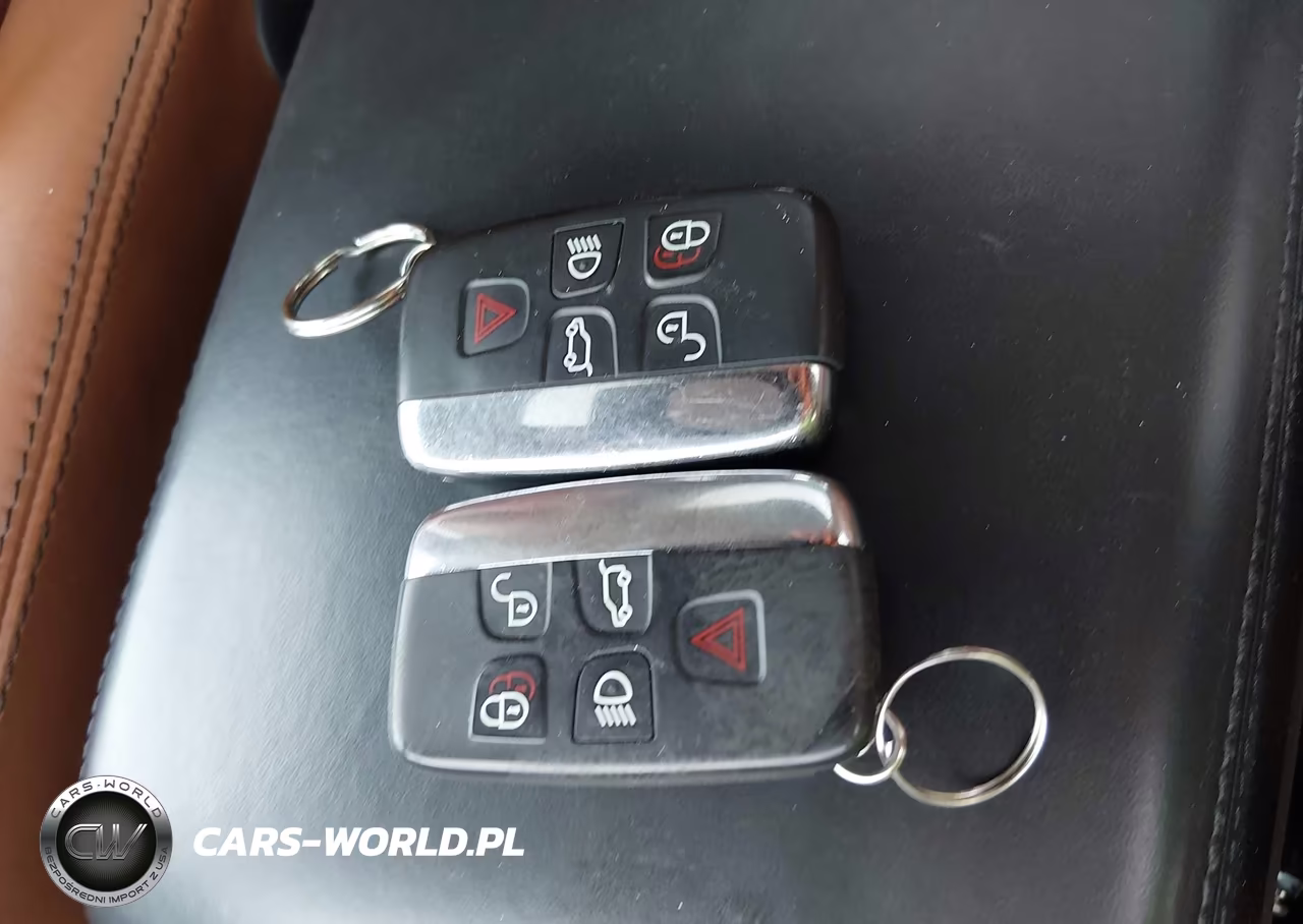 2016 Land Rover Lr4 VIN:SALAK2V68GA840970 - 11