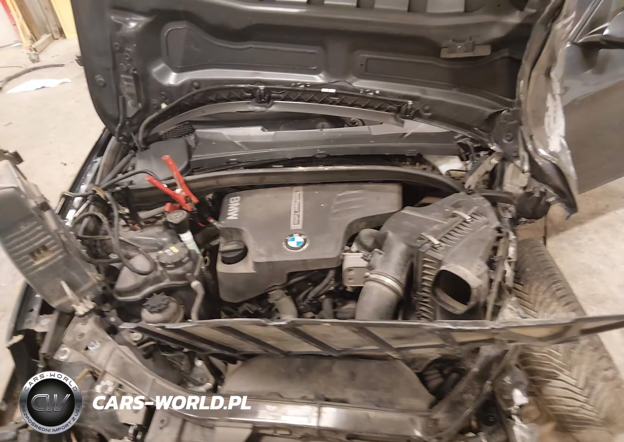 2015 BMW X1 xDrive28I VIN:WBAVL1C57FVY35497 - 10