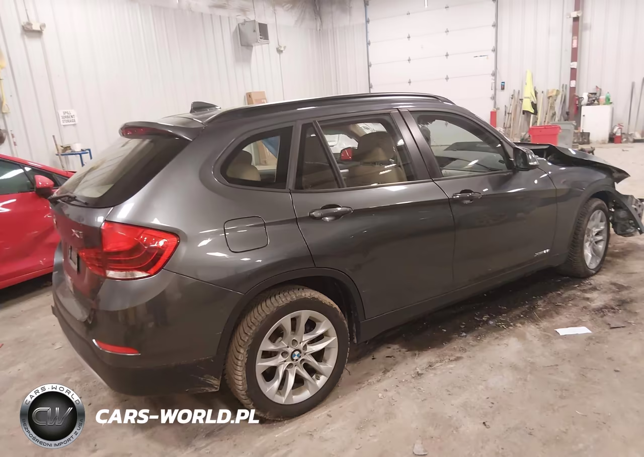 2015 BMW X1 xDrive28I VIN:WBAVL1C57FVY35497 - 4
