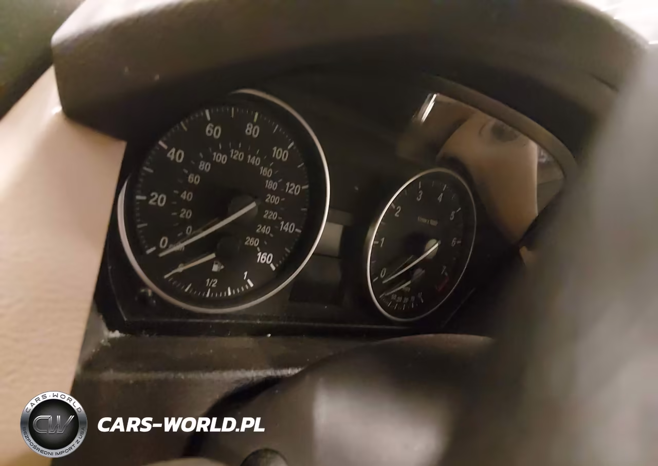 2015 BMW X1 xDrive28I VIN:WBAVL1C57FVY35497 - 7