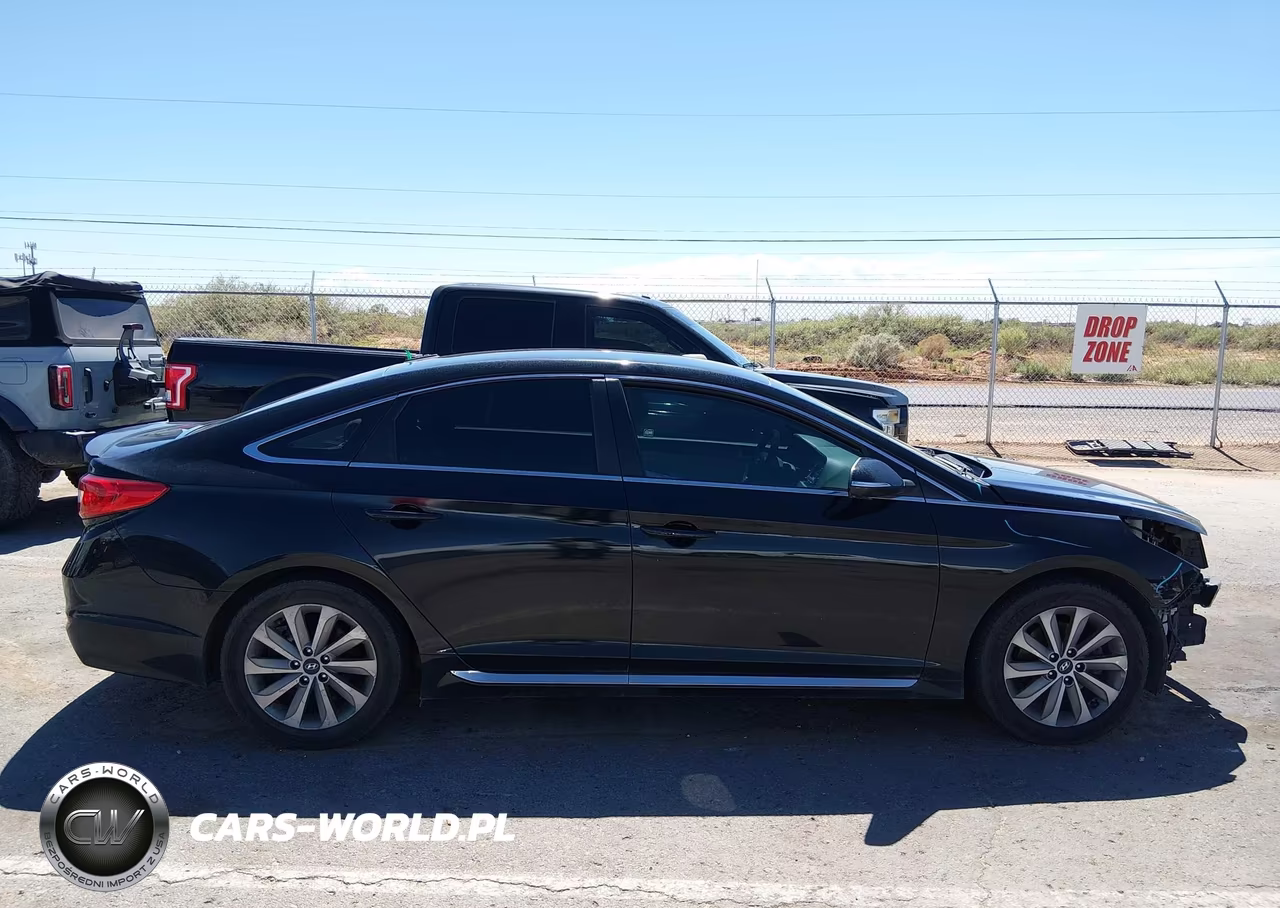2015 Hyundai Sonata Sport VIN:5NPE34AF2FH093073 - 13