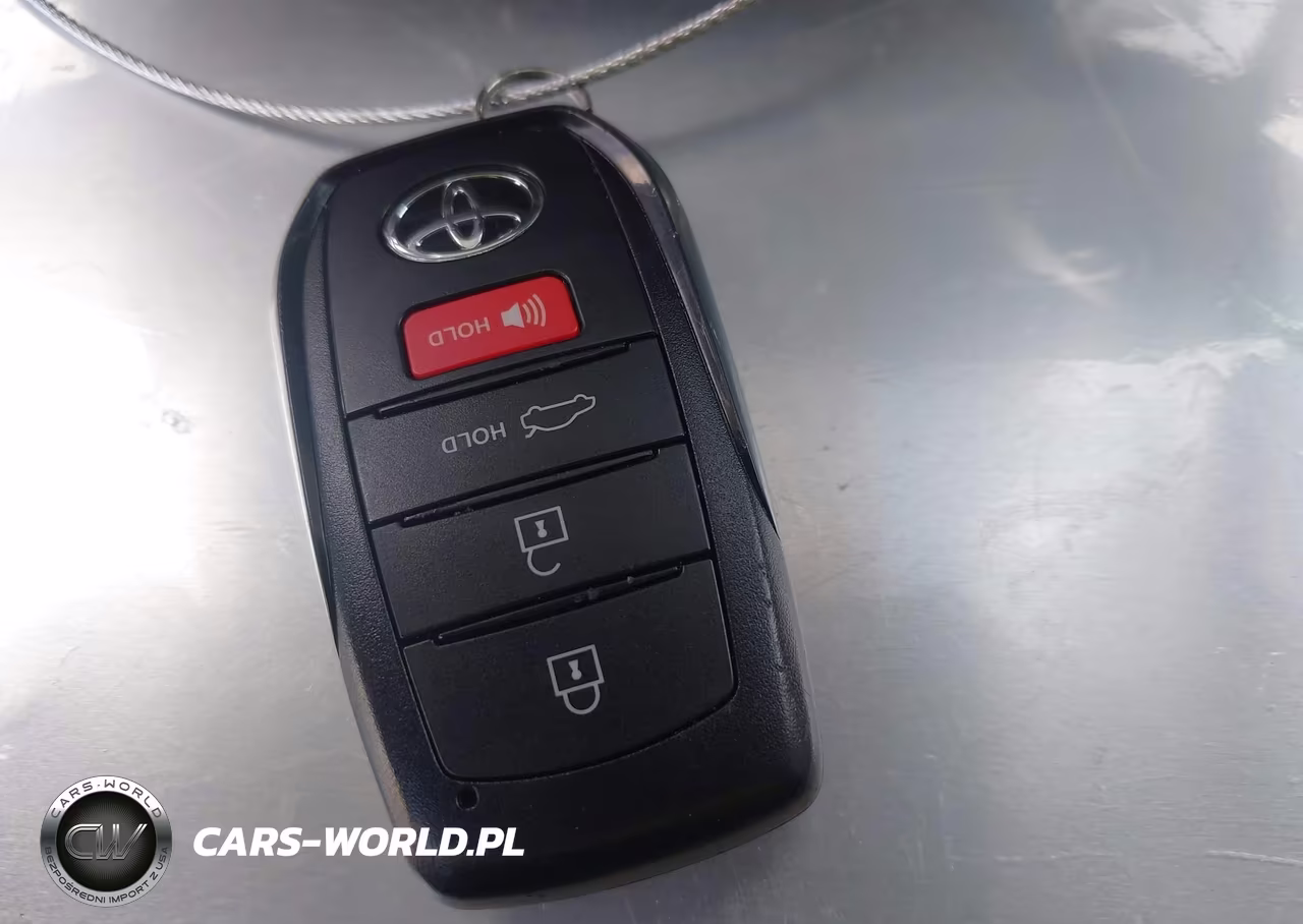 2026 Toyota Camry Le VIN:4T1DAACK6TU755860 - 11