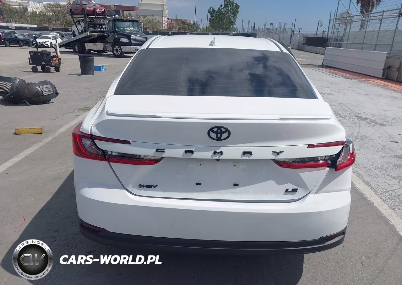 2026 Toyota Camry Le VIN:4T1DAACK6TU755860 - 16