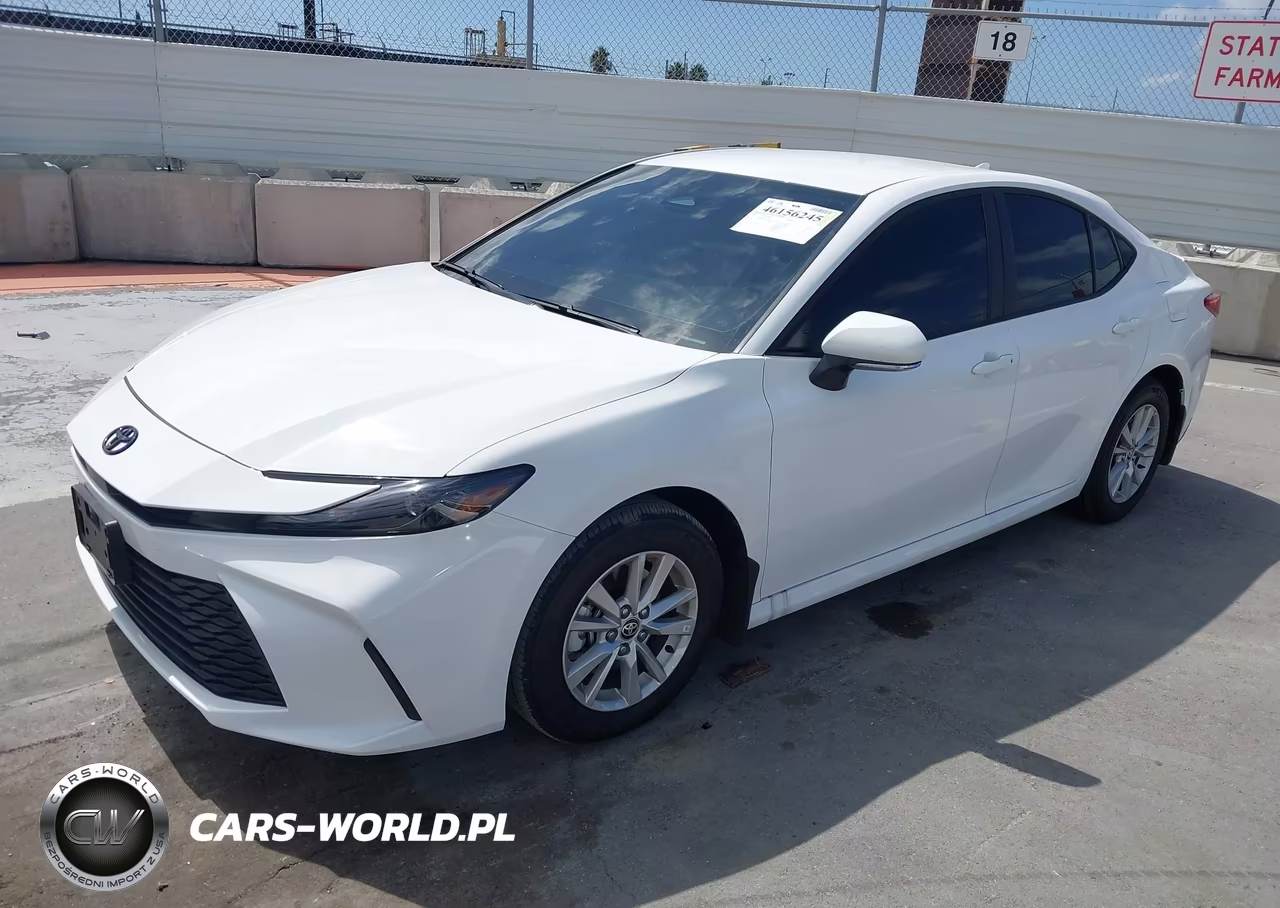 2026 Toyota Camry Le VIN:4T1DAACK6TU755860 - 2
