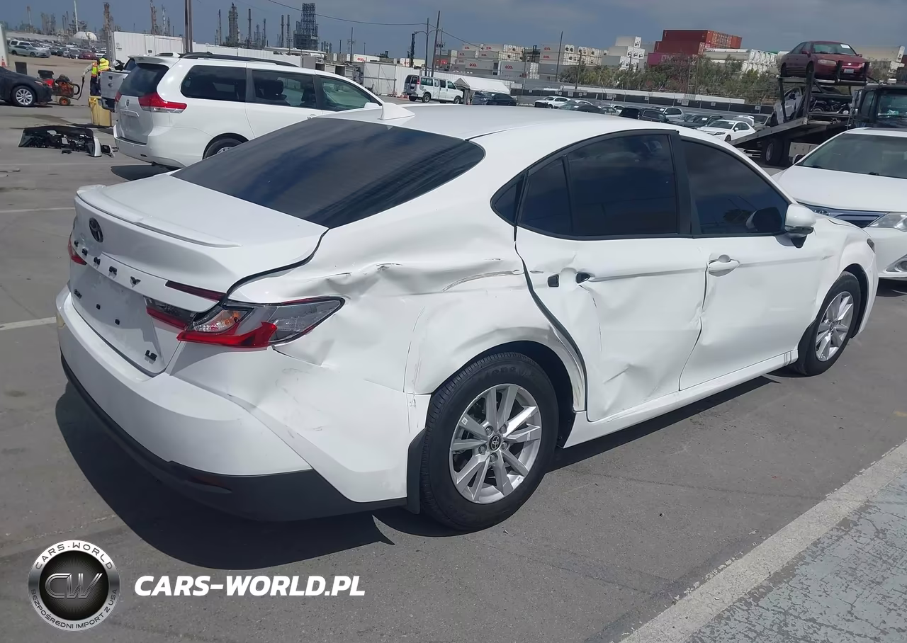 2026 Toyota Camry Le VIN:4T1DAACK6TU755860 - 6