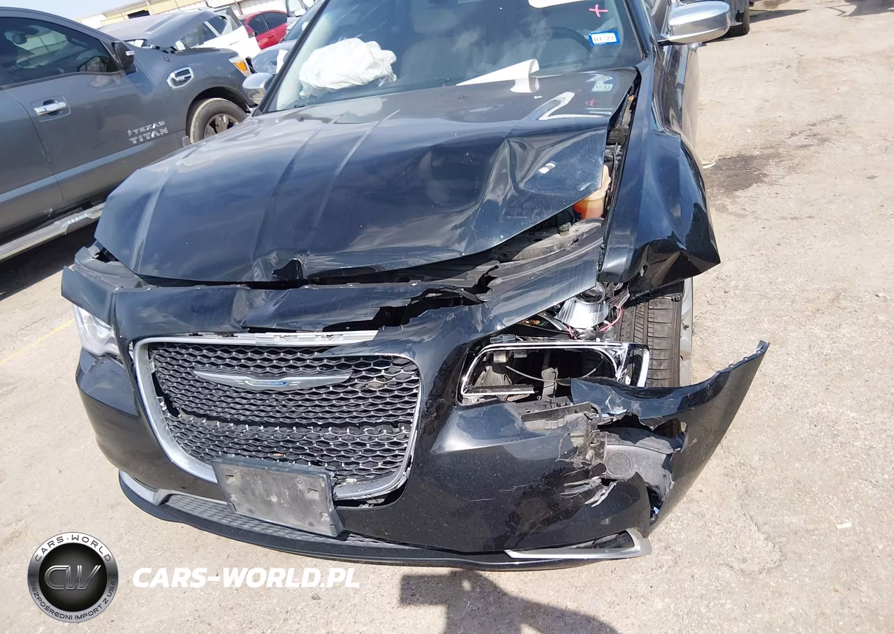 2018 Chrysler 300 Limited VIN:2C3CCAEG1JH153939 - 12