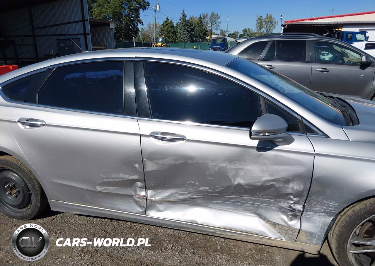 2013 Ford Fusion Titanium VIN:3FA6P0K90DR358146 - 13