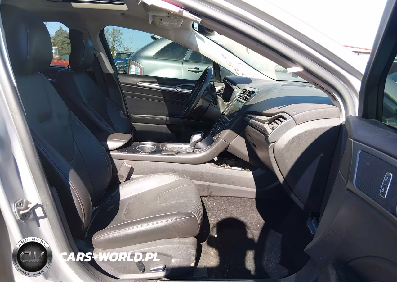 2013 Ford Fusion Titanium VIN:3FA6P0K90DR358146 - 5