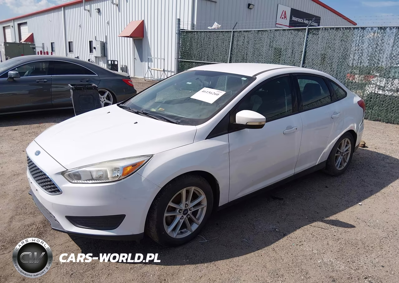 2016 Ford Focus Se VIN:1FADP3F24GL373144 - 2