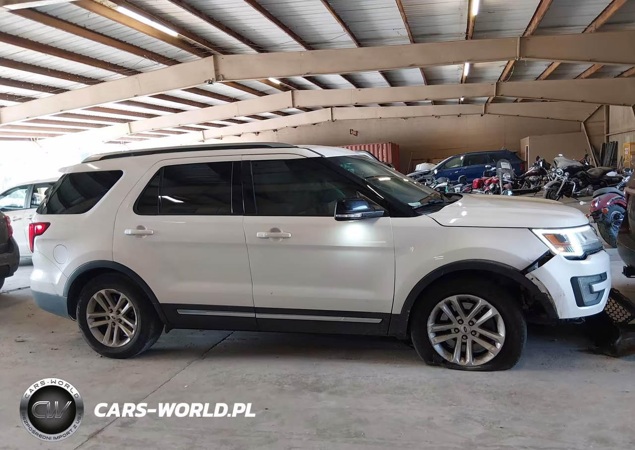 2016 Ford Explorer Xlt VIN:1FM5K7DH0GGC38873 - 14