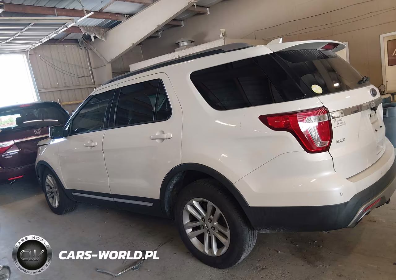 2016 Ford Explorer Xlt VIN:1FM5K7DH0GGC38873 - 15