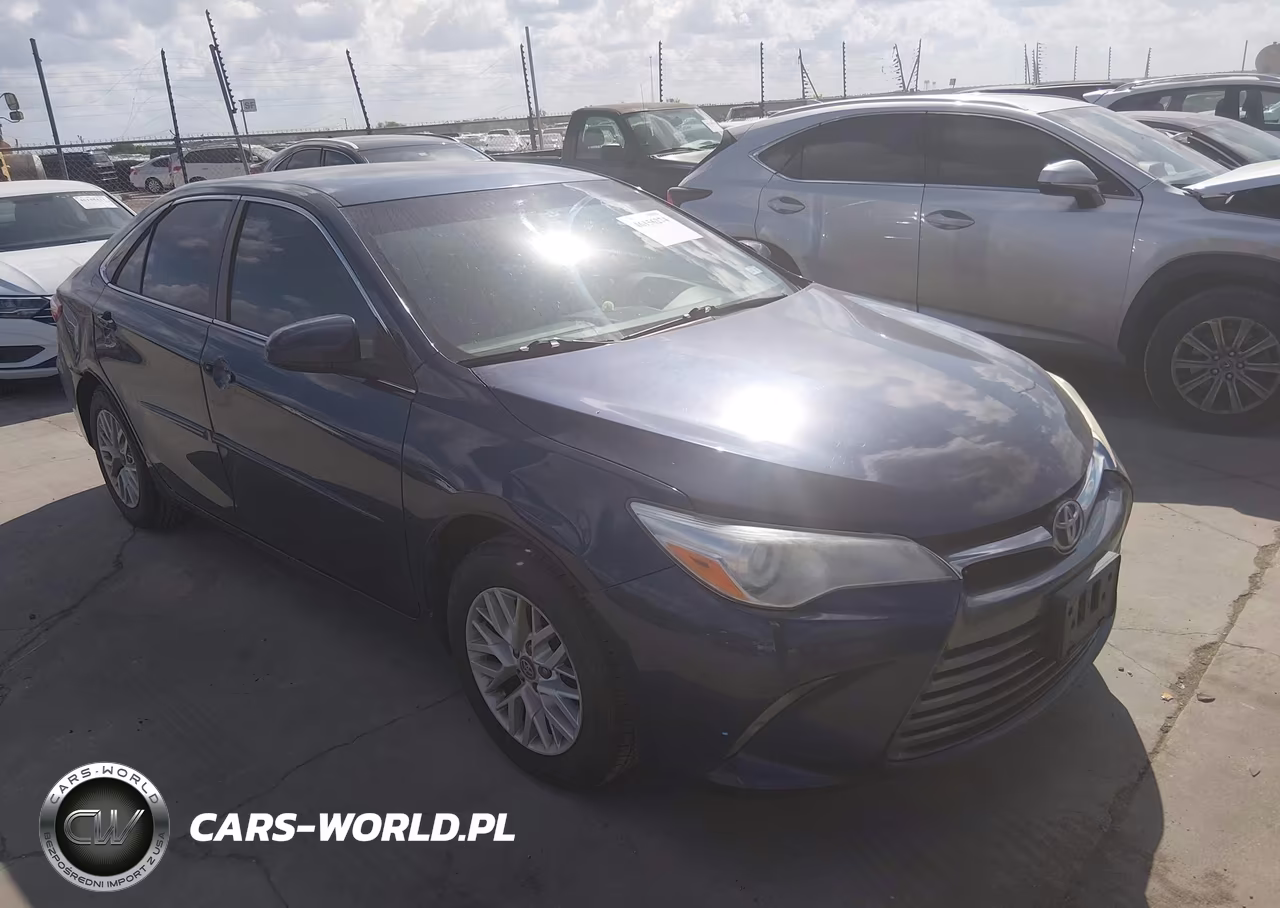 2017 Toyota Camry Le
