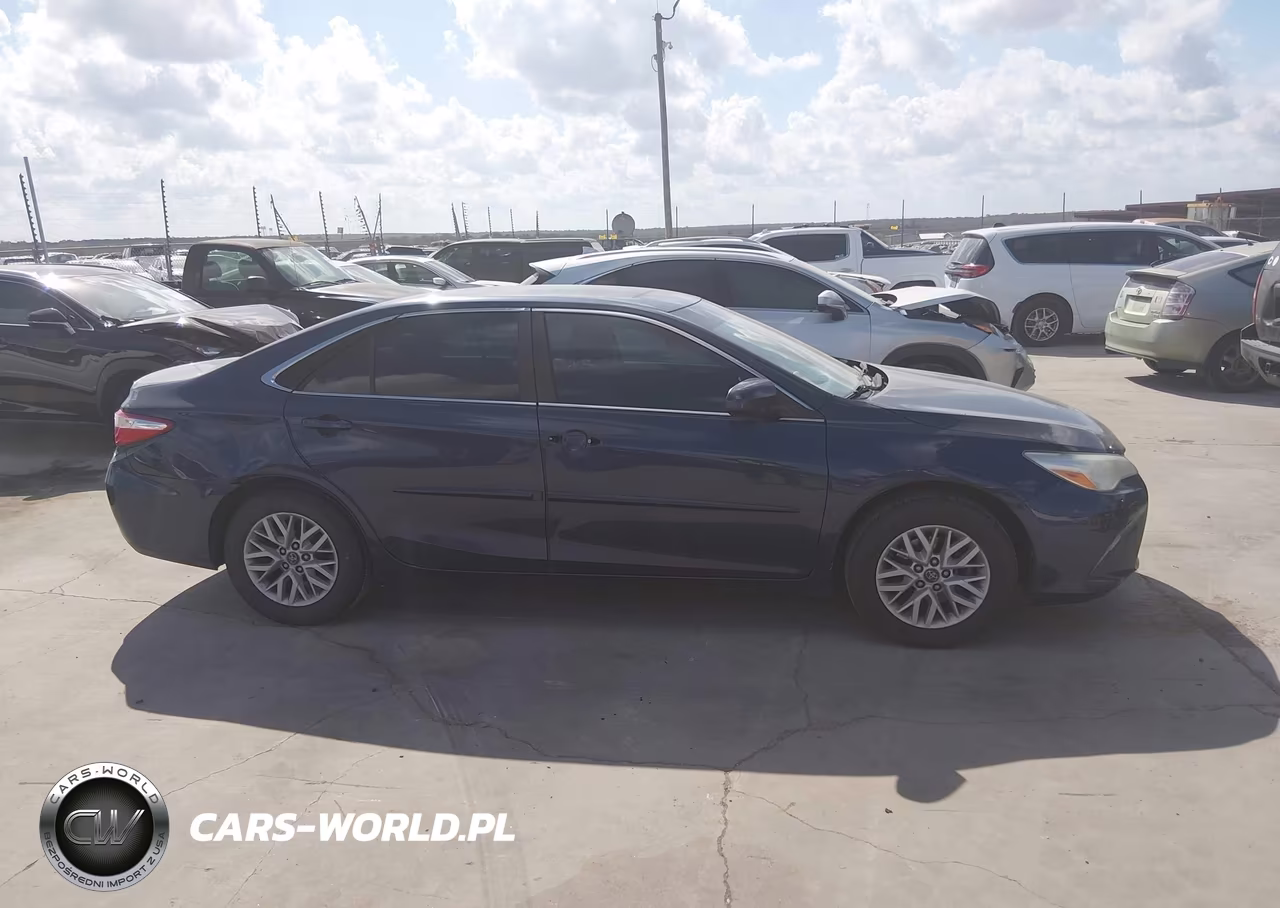2017 Toyota Camry Le VIN:4T1BF1FK7HU731191 - 13