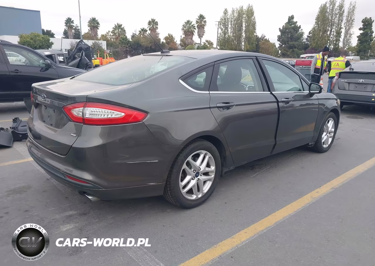 2016 Ford Fusion Se VIN:3FA6P0H75GR330062 - 4