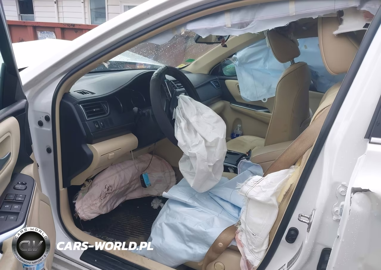 2016 Toyota Camry Xle VIN:4T1BF1FK0GU508263 - 5